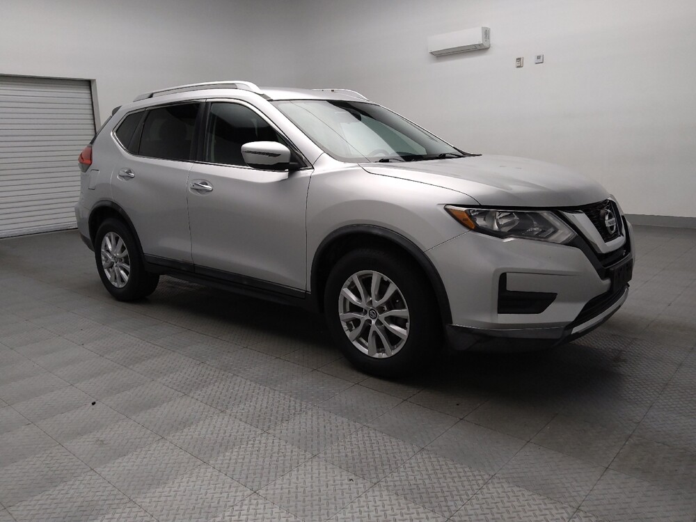 2017 Nissan Rogue in Fort Worth, TX 76116 - 18110062 13