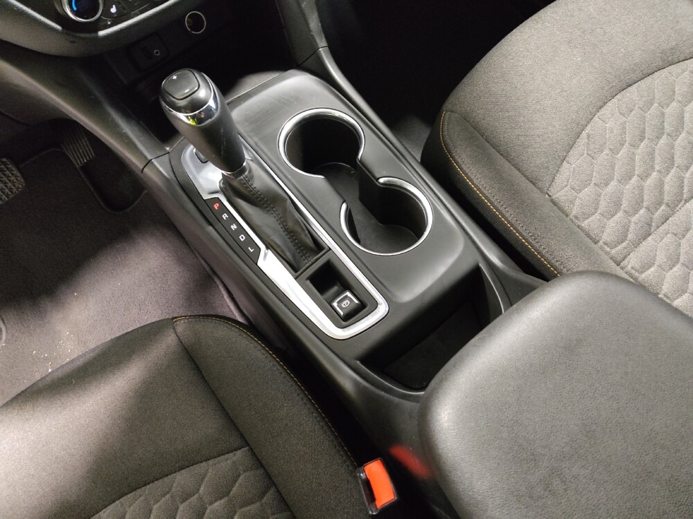 2018 Chevrolet Equinox in Fairfield, OH 45014 - 18110063 26