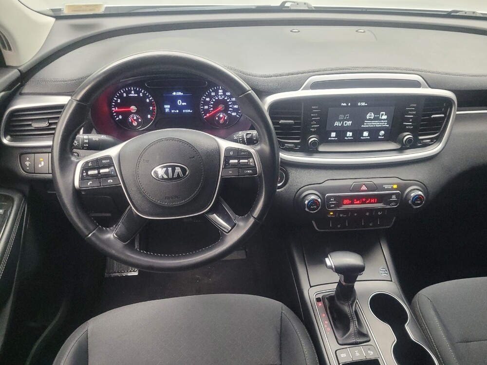 2020 Kia Sorento in Indianapolis, IN 46219 - 18110064 22
