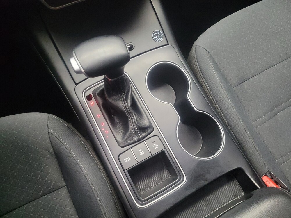 2020 Kia Sorento in Indianapolis, IN 46219 - 18110064 26