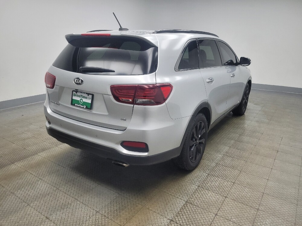 2020 Kia Sorento in Indianapolis, IN 46219 - 18110064 9