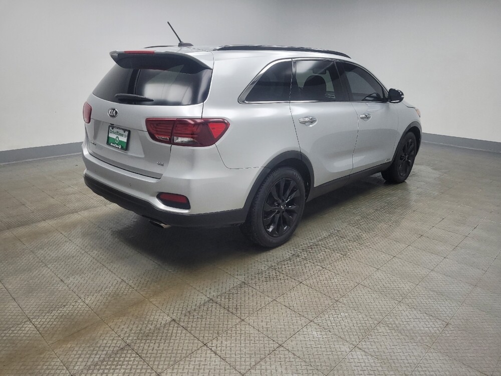 2020 Kia Sorento in Indianapolis, IN 46219 - 18110064 10