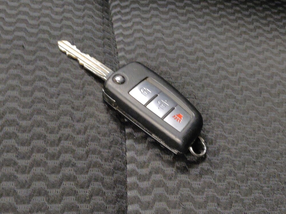 2021 Nissan Rogue Sport in Mesa, AZ 85210 - 18110066 32