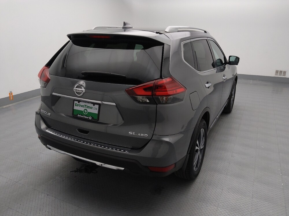 2017 Nissan Rogue in Springfield, MO 65807 - 18110068 7