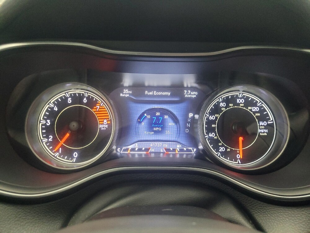 2020 Jeep Cherokee in Indianapolis, IN 46219 - 18110069 23