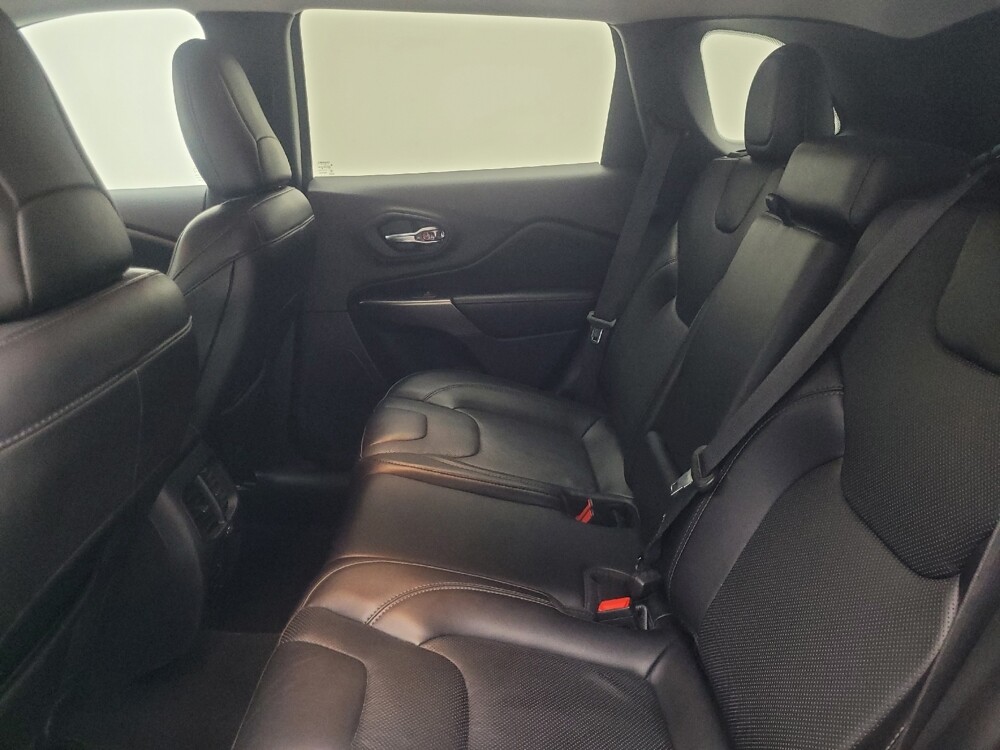 2020 Jeep Cherokee in Indianapolis, IN 46219 - 18110069 18