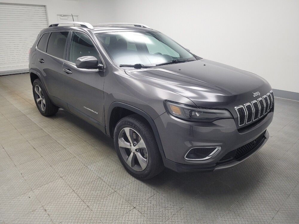 2020 Jeep Cherokee in Indianapolis, IN 46219 - 18110069 11