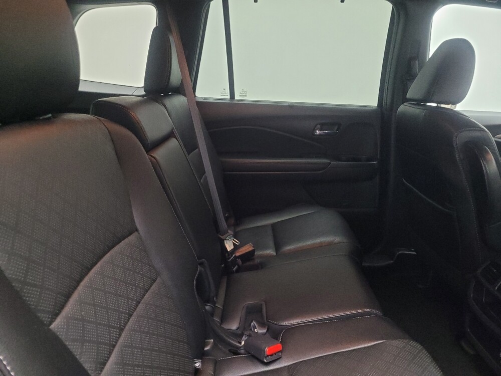 2021 Honda Passport in Indianapolis, IN 46219 - 18110070 19