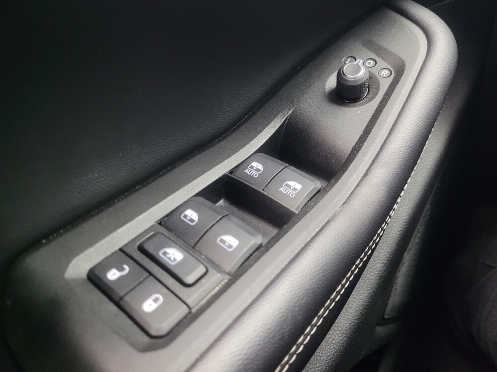 2021 Jeep Grand Cherokee L in Indianapolis, IN 46219 - 18110071 27