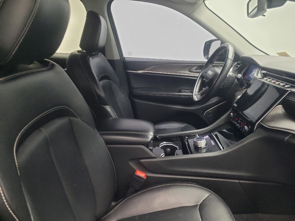 2021 Jeep Grand Cherokee L in Indianapolis, IN 46219 - 18110071 21