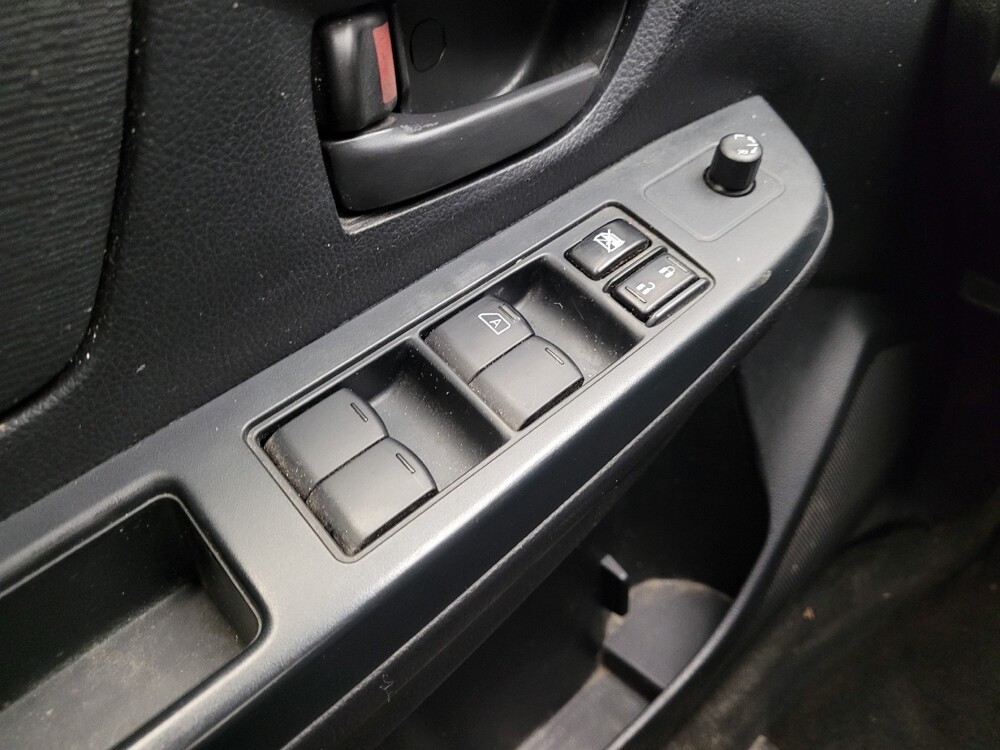 2014 Subaru Impreza in St. Louis, MO 63136 - 18110072 27