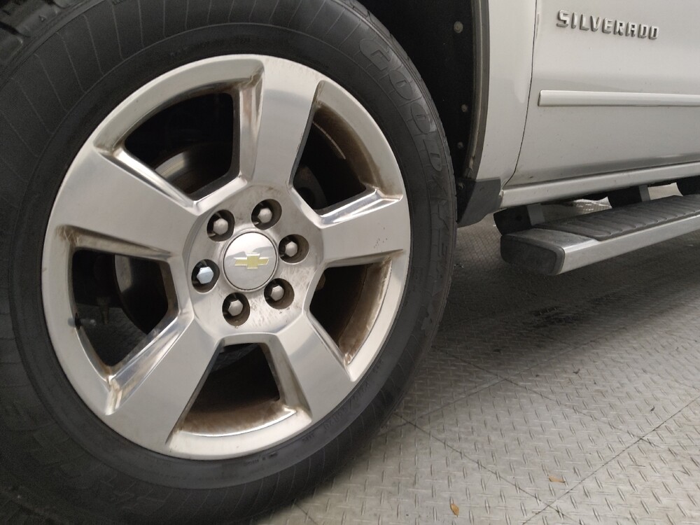 2017 Chevrolet Silverado 1500 in Lauderdale Lakes, FL 33313 - 18110076 31