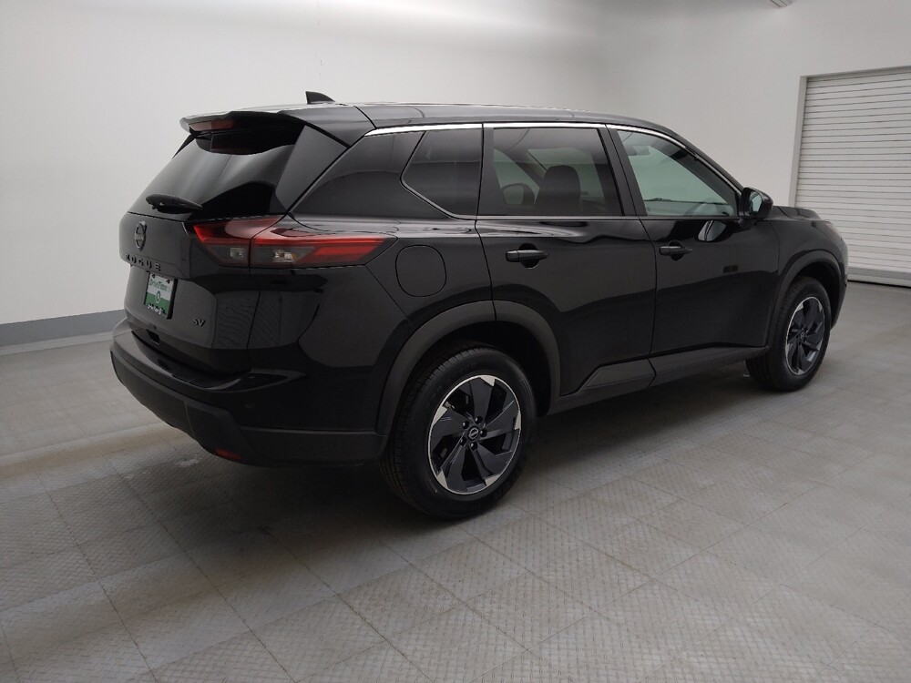 2024 Nissan Rogue in Lakewood, CO 80215 - 18110085 10