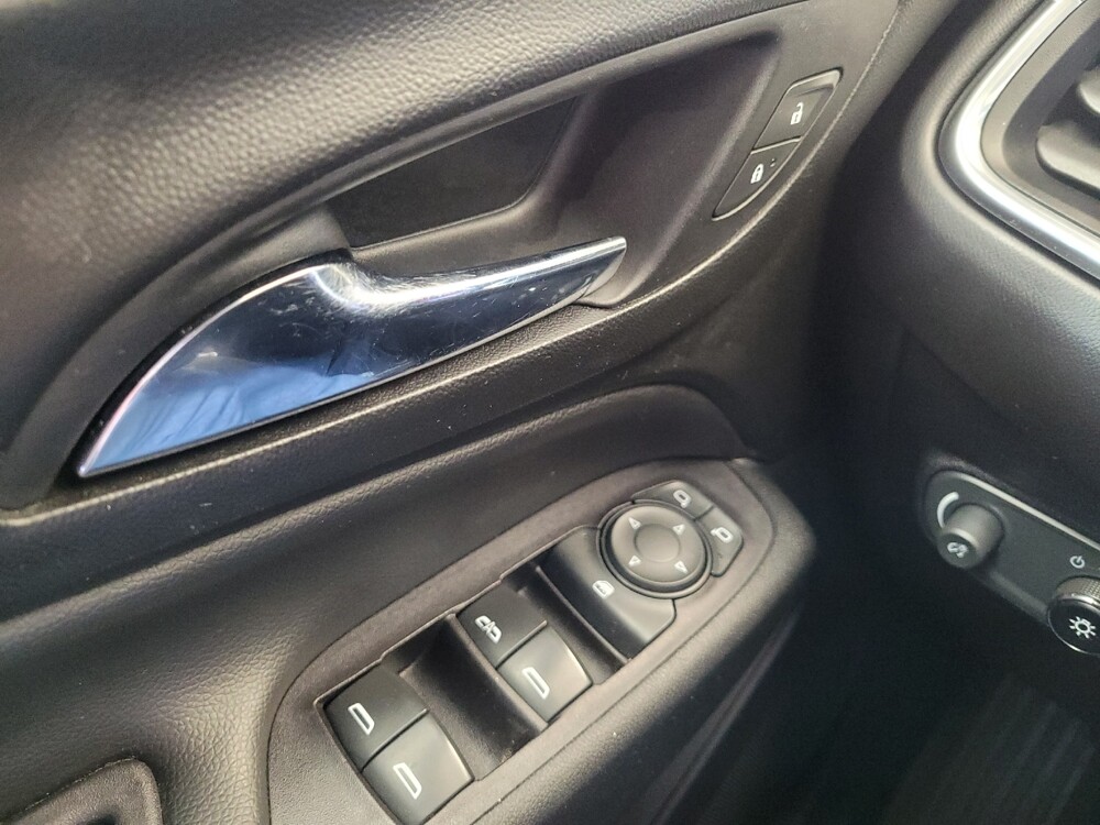 2019 Chevrolet Equinox in Columbus, OH 43231 - 18110095 27