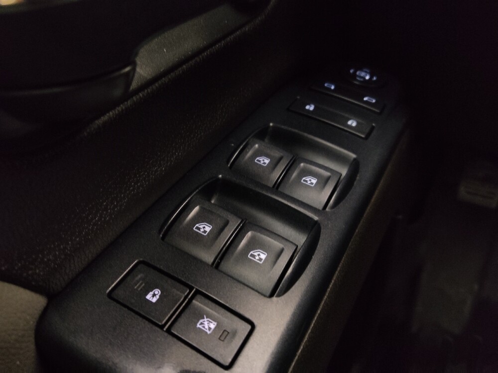 2017 Chevrolet Silverado 1500 in St. Louis, MO 63136 - 18110097 27