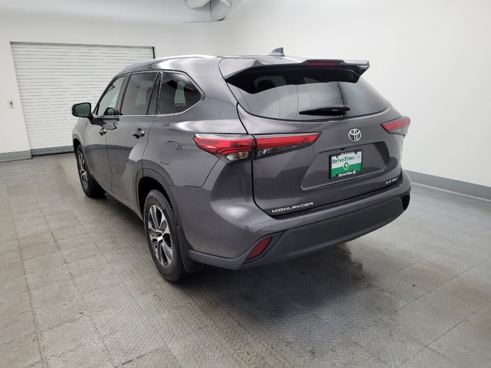 2021 Toyota Highlander in Columbus, OH 43231 - 18110098 5