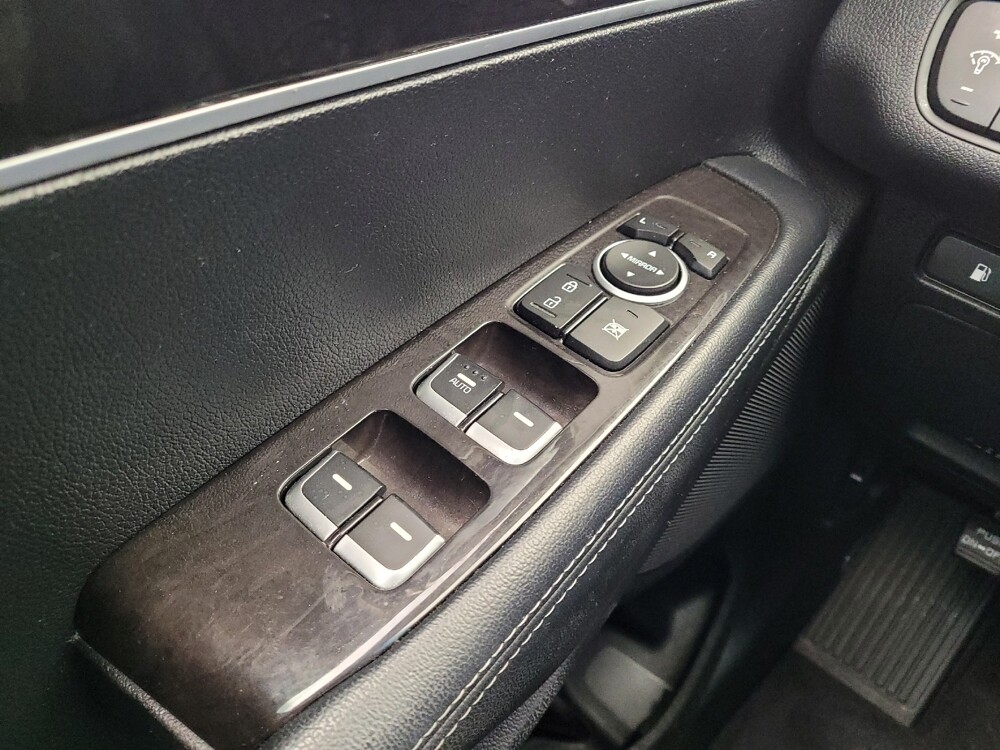 2016 Kia Sorento in Columbus, OH 43231 - 18110099 27