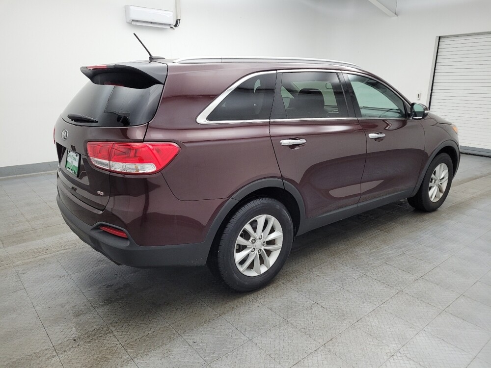 2016 Kia Sorento in Columbus, OH 43231 - 18110099 10