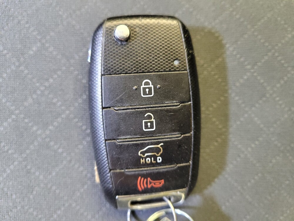 2016 Kia Sorento in Columbus, OH 43231 - 18110099 32