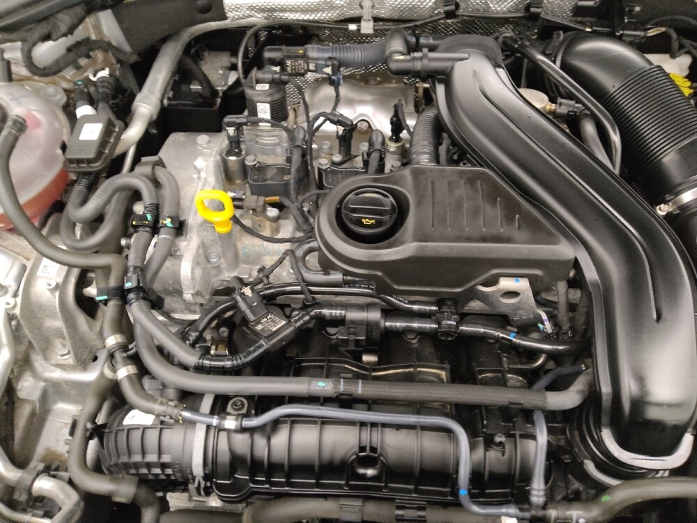 2023 Volkswagen Jetta in St. Louis, MO 63136 - 18110101 30