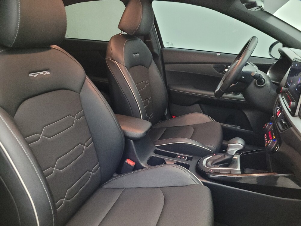 2024 Kia Forte in Chandler, AZ 85225 - 18110103 21