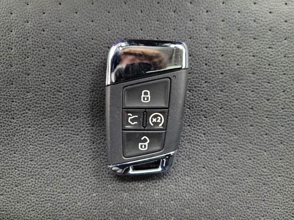 2020 Volkswagen Jetta in Las Vegas, NV 89102 - 18110105 32