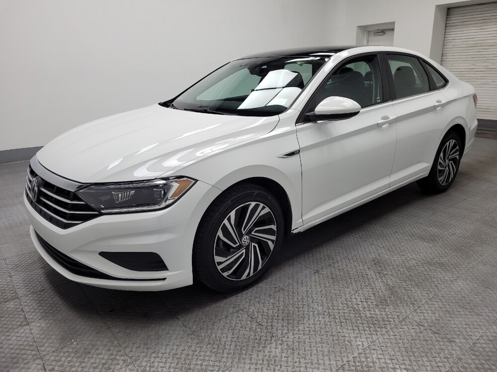 2020 Volkswagen Jetta in Las Vegas, NV 89102 - 18110105 2