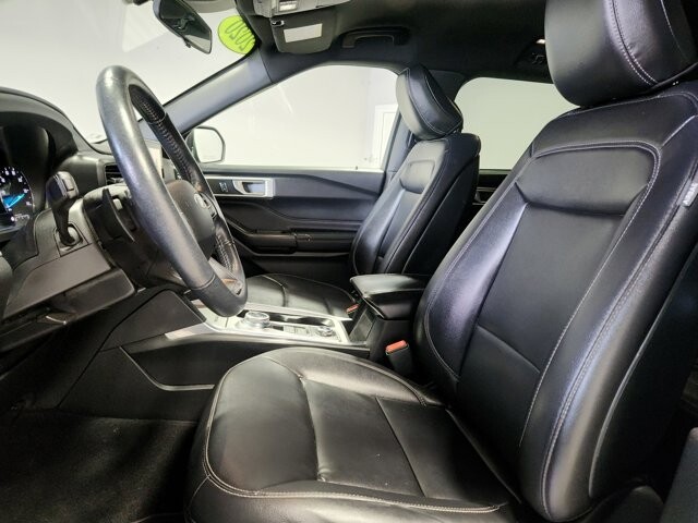 2020 Ford Explorer in Cinnaminson, NJ 08077 - 18110121 11
