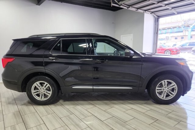 2020 Ford Explorer in Cinnaminson, NJ 08077 - 18110121 6
