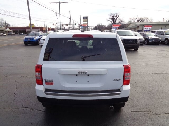 2017 Jeep Patriot in Lebanon, TN 37087-3302 - 18110132 4