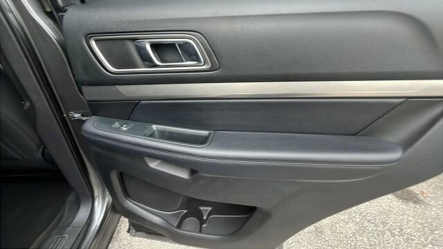 2018 Ford Explorer in Greenville, SC 29607 - 18110135 21