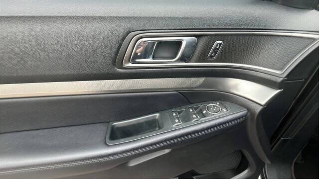 2018 Ford Explorer in Greenville, SC 29607 - 18110135 36