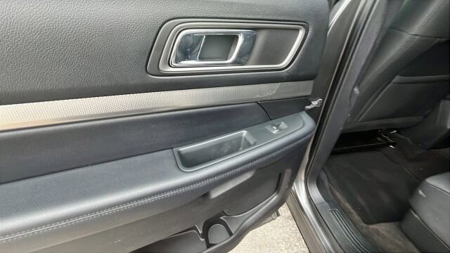 2018 Ford Explorer in Greenville, SC 29607 - 18110135 30