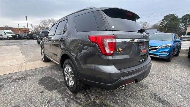 2018 Ford Explorer in Greenville, SC 29607 - 18110135 5