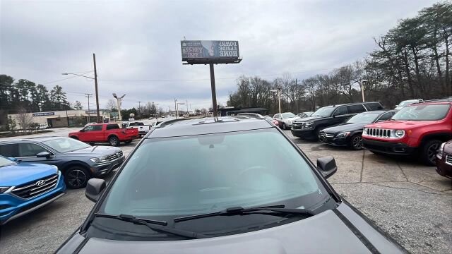 2018 Ford Explorer in Greenville, SC 29607 - 18110135 9