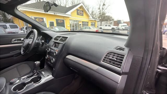 2018 Ford Explorer in Greenville, SC 29607 - 18110135 19