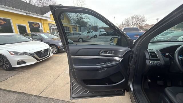 2018 Ford Explorer in Greenville, SC 29607 - 18110135 35