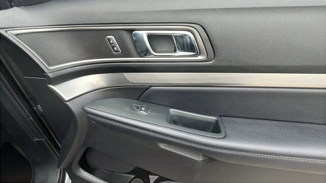 2018 Ford Explorer in Greenville, SC 29607 - 18110135 16