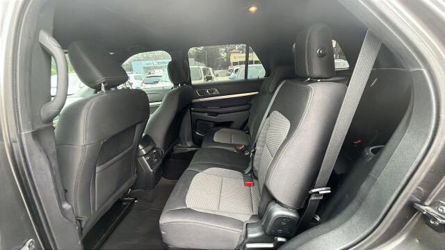 2018 Ford Explorer in Greenville, SC 29607 - 18110135 31