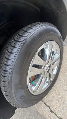 2018 Ford Explorer in Greenville, SC 29607 - 18110135 14