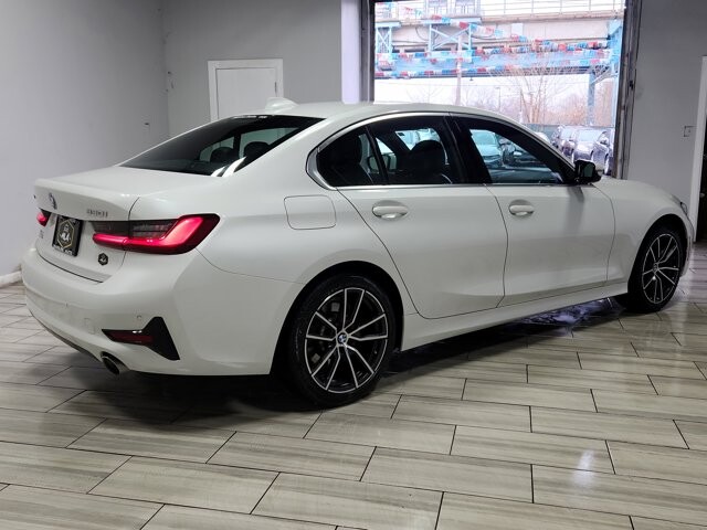 2022 BMW 330i xDrive in Cinnaminson, NJ 08077 - 18110139 5