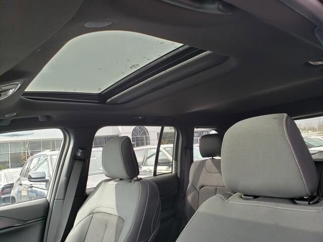 2026 Jeep Grand Cherokee in Bedford, OH 44146 - 18110143 7