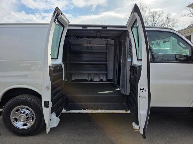 2016 Chevrolet Express 2500 in Blauvelt, NY 10913 - 18110148 44
