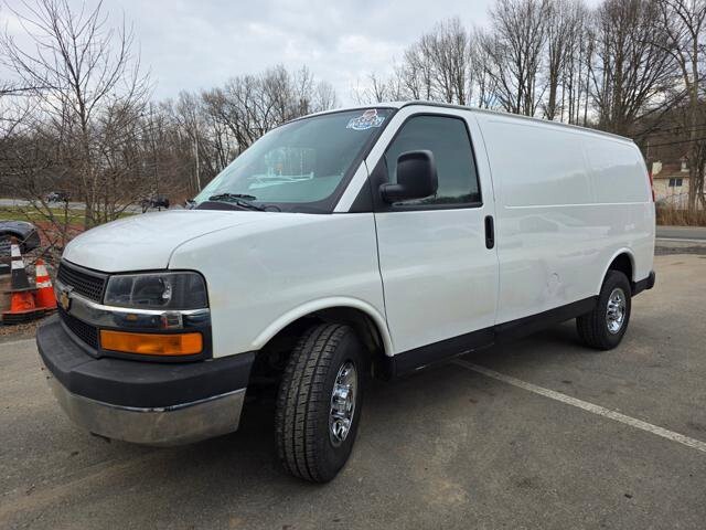 2016 Chevrolet Express 2500 in Blauvelt, NY 10913 - 18110148 3