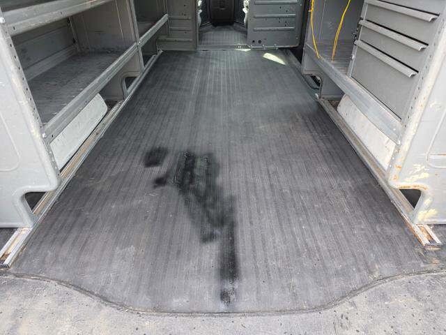 2016 Chevrolet Express 2500 in Blauvelt, NY 10913 - 18110148 33