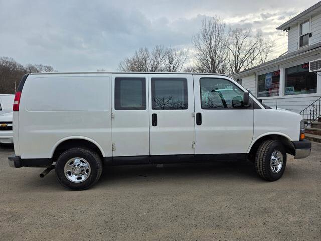 2016 Chevrolet Express 2500 in Blauvelt, NY 10913 - 18110148 8