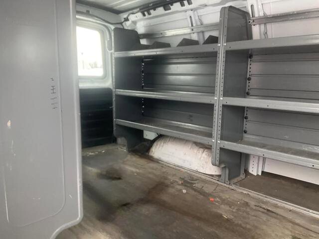 2016 Chevrolet Express 2500 in Blauvelt, NY 10913 - 18110148 7