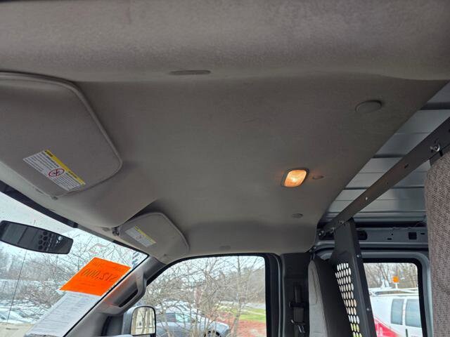 2016 Chevrolet Express 2500 in Blauvelt, NY 10913 - 18110148 21