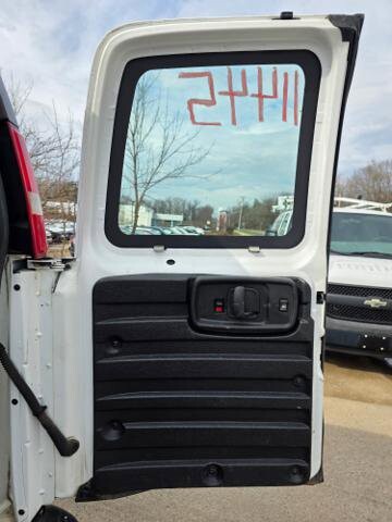 2016 Chevrolet Express 2500 in Blauvelt, NY 10913 - 18110148 29