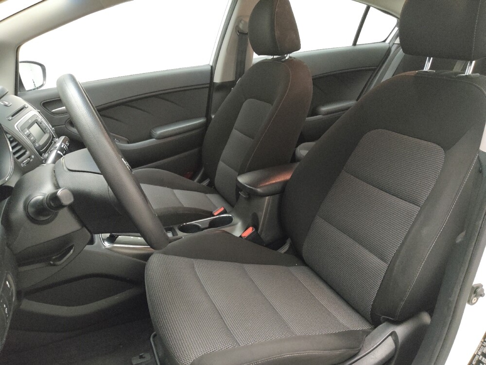 2017 Kia Forte in Montclair, CA 91763 - 18110160 17